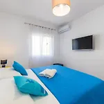 Apartment Karlo - Grad Ploce, Croatia *