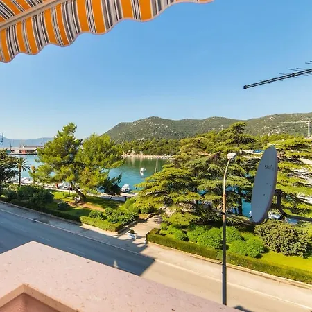 Apartment Karlo - Grad Ploce, Croatia *