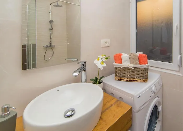 Apartament Karlo - Grad Ploce, Croatia *