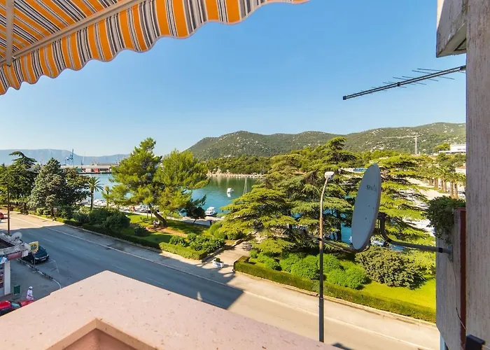 Apartament Karlo - Grad Ploce, Croatia *